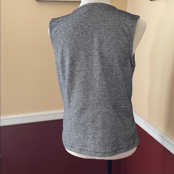 J. Crew sleeveless top size medium - Picture 2 of 5